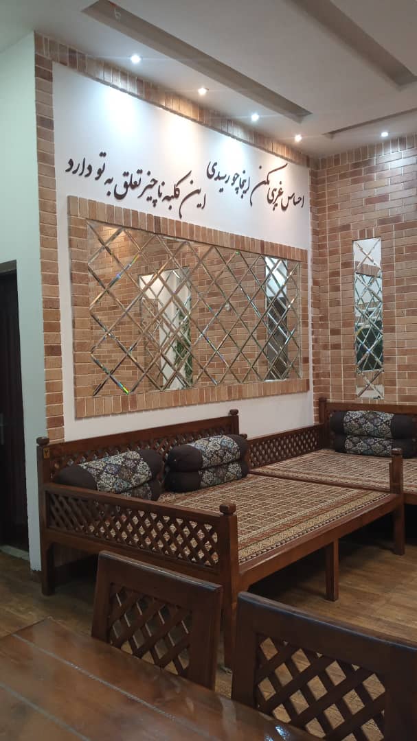 باغ رستوران دریایی آب و ماهی در بهشهر